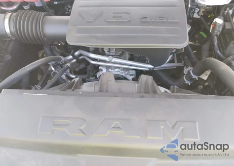 2025 Ram 1500 Big Horn 4X4 5'7 Box z USA, uszkodzony, nr VIN 1C6RRFFG4SN502088